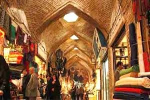 بازار زنجان طولانی‌ترین بازار سرپوشیده ایران, سراها و راسته‌های که هنر و صنعت در آنها جاری است